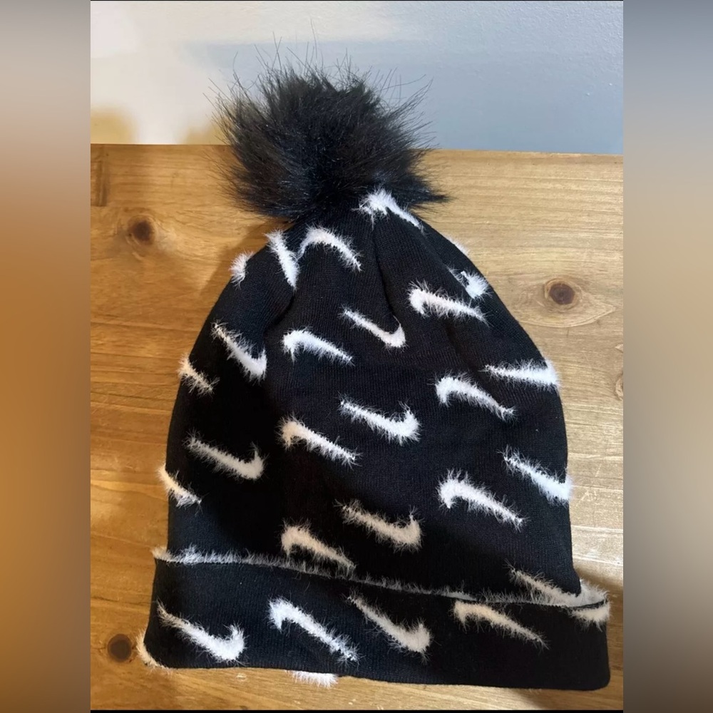 Nike Kids Peak Faux Fur Pom Beanie Removable Pom